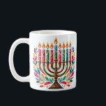 Hanukkah Festival of Lights Kaffeetasse<br><div class="desc">Brighten Sie Ihre Hanukkah-Feier mit unserer exklusiven Sammlung Festival of Lights! Entdecken Sie die geschmackvoll gestalteten Hanukkah-Karten, die gemütliche und festliche Kleidung und die elegante Dekoration, um jeden Abend des Urlaubs Wärme zu bringen. Unsere Kollektion ist perfekt für das Gießen oder die Aufwertung Ihrer eigenen Feier. Sie vereint den Geist...</div>