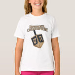 Hanukkah Fun Dreidel Champion Novelty T-Shirt<br><div class="desc">Feiern Sie Hanukkah mit Stolz und Spaß während der Ansammlung mit der ganzen Familie. Dieses Festivalgrafik-Design ist ein perfektes Geschenk für die Ferien.</div>