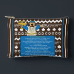 Hanukkah Judah Maccabee Dreidel Zubehörtasche<br><div class="desc">Hanukka mit Judah Maccabee, Dreidel Game Pouch. Alle Designelemente können bearbeitet werden. Ändern Sie bearbeitbaren Text mit Stil, Farbe und Größe Ihres bevorzugten Schriftartes. Füllen Sie den Beutel mit dreidimensionalen und spielen Sie Leckereien. Spiel an!! Happy Hanukka! Beutel Typ: Druck schneiden Nähen Kleines Zubehör Pouch Unsere Beutel sind in zwei...</div>
