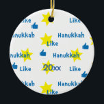 Hanukkah "Like"l/Blue/Gelb Circle Ornament<br><div class="desc">Hanukkah "like"/blau/gelb Circle Ornament. (2 Seiten) Personalisieren Sie, indem Sie "20XX" auf der Vorder- und Rückseite des Ornaments löschen. Dann geben Sie Ihre eigenen Schriftart ein, indem Sie Farbe, Größe und Stil Ihres Lieblings verwenden. Danke, dass ihr angehalten und vorbeigekommen seid! Viel geschätzt! Happy Chanukah/Hanukkah! Halte einmalige Familien-Erinnerungen auf diesem...</div>