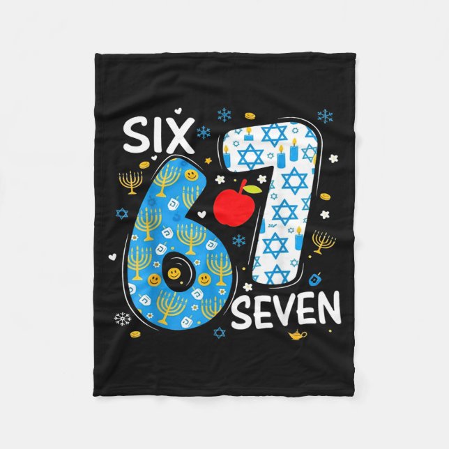 Hanukkah Menorah Dreidel 67 Festive Chanukah Six S Fleecedecke (Vorderseite)