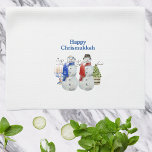 Hanukkah Snowman Weihnachts Chrismukka Geschirrtuch<br><div class="desc">Dieses Design kann durch Auswahl der Option Design bearbeiten personalisiert werden. Sie können auch auf andere Gegenstände übertragen. Kontaktieren Sie mich unter colorflowcreations@gmail.com oder nutzen Sie die Chat-Option oben auf der Seite, wenn Sie dieses Design auf einem anderen Produkt haben möchten oder Hilfe benötigen. Sehen Sie mehr von meinen Designs...</div>