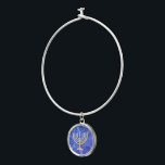 Hanukkah Snowstorm Menorah Armreif<br><div class="desc">Eine goldene Hanukkah menorah überlagert auf einem blau-weiß-Fraktal Bild erinnert an Schneeflocken in einem Sturm.</div>