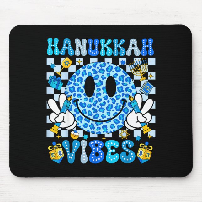 Hanukkah Vibes Groovy Smile Face Jewish Holiday Ch Mousepad (Vorne)