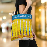 Hanukkah Yellow Gold Menorah Moderner Individuelle<br><div class="desc">Ein nahes Foto eines bunten, bunten, goldgelben künstlerischen menorah-Fotos hilft Ihnen, den Urlaub von Hanukkah im Stil. Fühlen Sie die Wärme und Freude der Ferienzeit, wenn Sie diese atemberaubende, farbenfrohe Hanukkah personalisierten Namen Tote Tasche. Passende Karten, Aufkleber, Serviertablette und andere Produkte sind in meiner "Hanukkah Colorful, Künstlerisch Menorah" Shop-Kollektion erhältlich....</div>