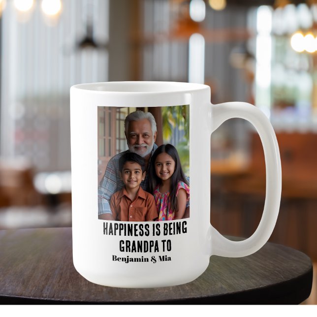 Happiness is Being Grandpa to Name Family Photo  Kaffeetasse (Von Creator hochgeladen)