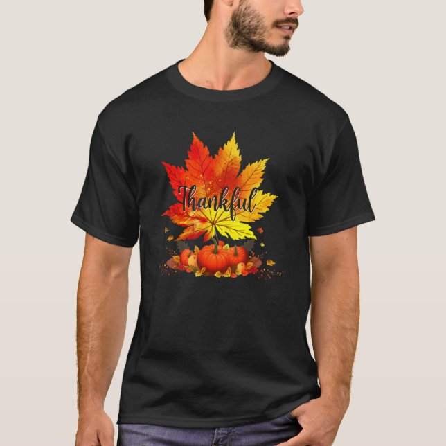 Happpy Thanksgiving Day Autumn Fall Maple Leaves T T-Shirt (Vorderseite)