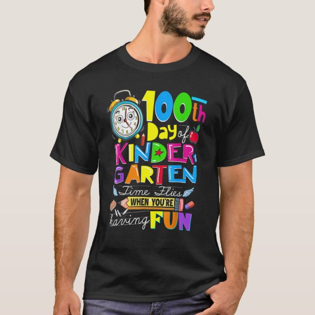 Happy 100 Days Of Kindergarten School Teachers Kid T-Shirt (Vorderseite)