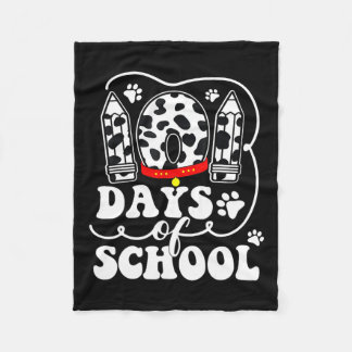 Happy 101 Days Schule Niedlich Hund über 100 Tage  Fleecedecke