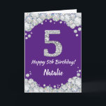 Happy 5th Birthday Lila and Silver Glitzer Card Karte<br><div class="desc">Happy 5. Geburtstag Lila und Silver Glitzer Card mit personalisiertem Namen. Für weitere Anpassungen klicken Sie bitte auf die Schaltfläche "Anpassen" und verwenden Sie unser Designwerkzeug,  um diese Vorlage zu ändern.</div>