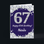Happy 67. Geburtstag Navy Blue und Silver Glitzer Karte<br><div class="desc">Happy 67. Geburtstag Navy Blue und Silver Glitzer Card mit personalisiertem Namen. Für weitere Anpassungen klicken Sie bitte auf die Schaltfläche "Anpassen" und verwenden Sie unser Designwerkzeug,  um diese Vorlage zu ändern.</div>