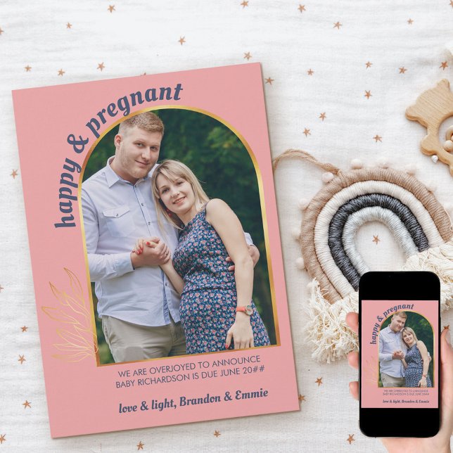 Happy and Pregnant Foto Gold Arch Pregnancy Ankündigung (Von Creator hochgeladen)