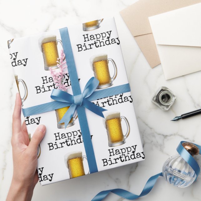 Happy Birthday Beer Tasse auf Weiß Geschenkpapier (Schenken)