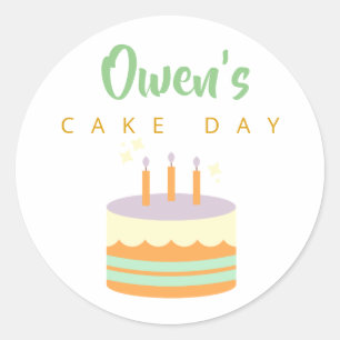 Happy Birthday Cake Day Individuelle Name Owen Lab Runder Aufkleber