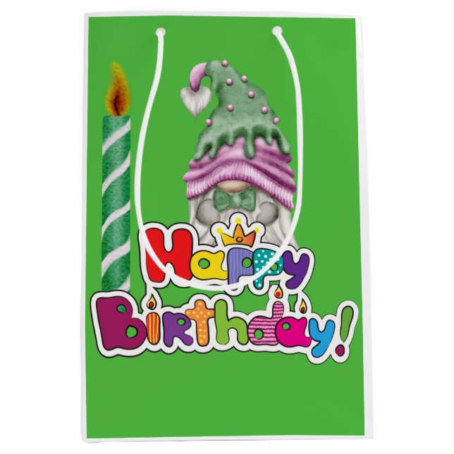 Happy Birthday Candle Gnome Mittlere Geschenktüte (Vorderseite)