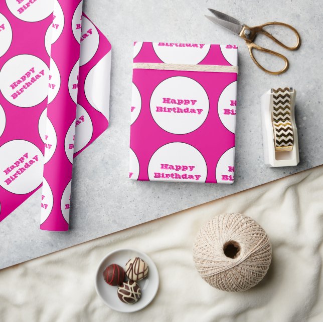 Happy Birthday Hot Pink White Polka Dots Niedlich Geschenkpapier (Kunsthandwerk)