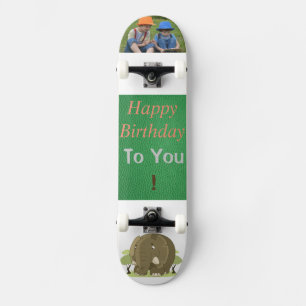 Happy Birthday Learning und Gekümmert Foto Skateboard