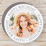 Happy Birthday Modern Simple Custom Foto Auto Magnet<br><div class="desc">Dieses einfache und moderne Design besteht aus Serifentypografie und fügt ein individuelles Foto hinzu. Benutzen Sie diesen Aufkleber als Geschenkmarke für das Geschenk zum Geburtstagsfeier</div>