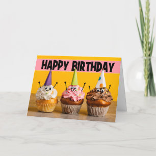 Happy Birthday Niedlich Cupcakes in Party Hats Feiertagskarte