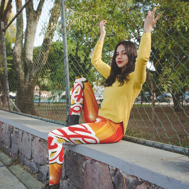 Happy Birthday Orange Background Leggings (Von Creator hochgeladen)