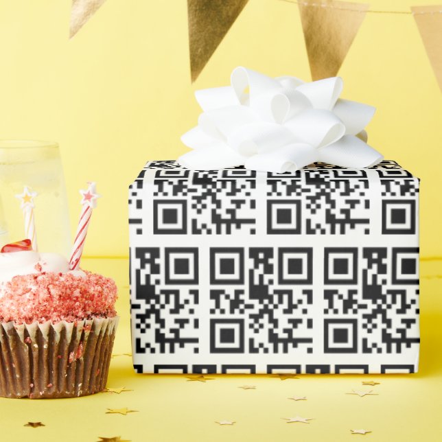 Happy Birthday QR Code on White Geschenkpapier (Geburtstagsparty)