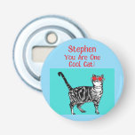 Happy Birthday Sie Cool Tabby Cat Mens Husband Flaschenöffner<br><div class="desc">Sie haben Tabby Cat Design Cool. Diese schöne Karte würde jeden Liebhaber von Katzen Anzug machen. Entworfen aus einer meiner originalen Tintenstift-Zeichnungen. Das wird bestimmt Spaß machen!</div>