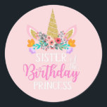 Happy Birthday Sister Unicorn Party Pink Runder Aufkleber<br><div class="desc">Happy Birthday Sister Unicorn Party Pink Spiritual, Metaphysische, Mystische, Fantasie, einzigartig gestaltet - personalisieren Sie Ihre eigenen. Unsere Aufkleber sind so süß, wie sie aussehen, und eine reizende Ergänzung zu Ihrer Geburtstagsfeier oder Schulbücher. Platzieren Sie sie mit jedem Dankeschön Taschen, oder Favoriten als eine schöne Art, mit Ihrer Familie und...</div>
