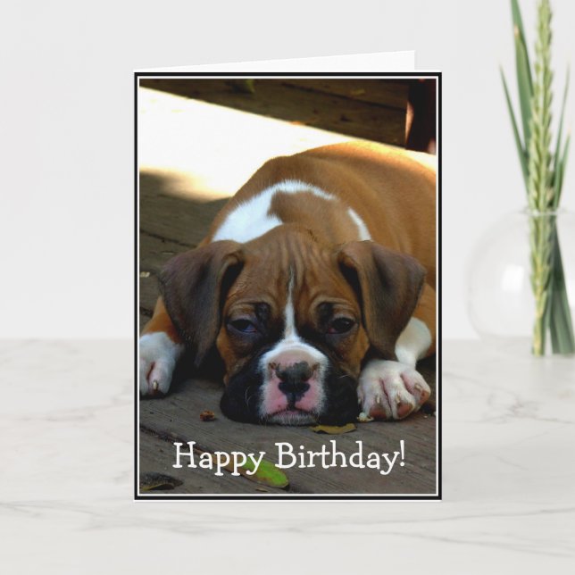 Happy Birthday Sleepy Boxer Welpengrüßkarte Karte (Vorderseite)