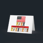Happy Birthday Son USA Flag und Katzen Karte<br><div class="desc">Cartoon Katzen,  die sich in zwei Reihen auf ihren hinteren Pfoten stehend haben. Die Katzen halten ein langes rotes Banner auf,  auf dem "Happy Birthday Son" steht,  und eine große amerikanische Flagge. Eine lustige patriotische Karte für jeden Sohn,  besonders wenn er ein Katzenliebhaber ist!</div>