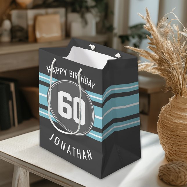 Happy Birthday Sports Jersey Streifen Name und Alt Mittlere Geschenktüte (Custom Gift Bag)