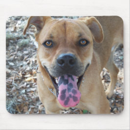 Happy Brown Hund mit gepunkteter Zunge Mousepad