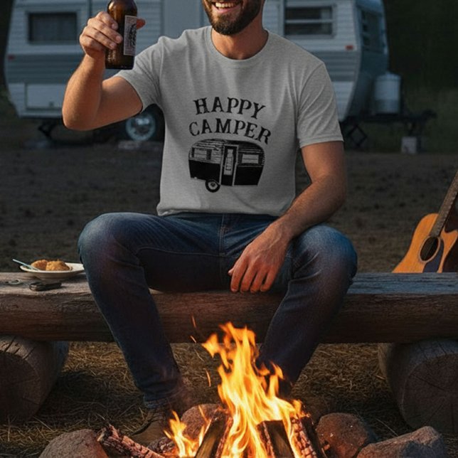 Happy Camper Camping Trailer T-Shirt (Von Creator hochgeladen)