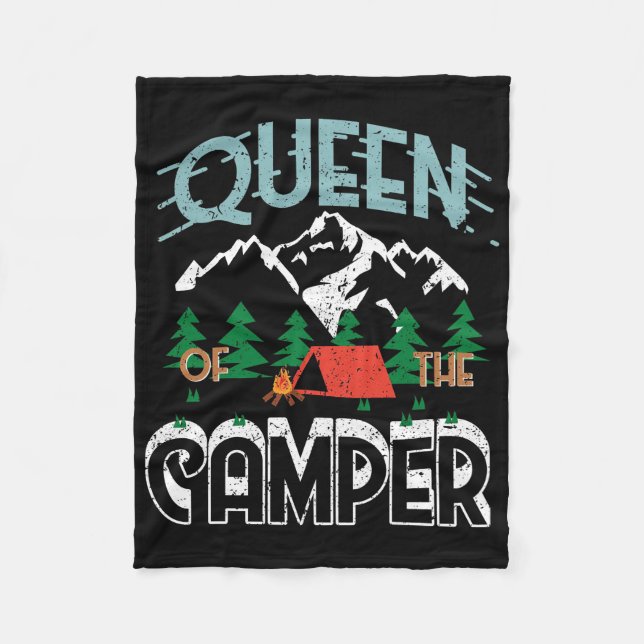Happy Camper Funny Queen of the Camper Fleecedecke (Vorderseite)