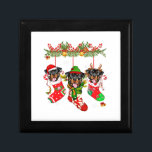 Happy Christmas Rottweiler Hund Xmas Light Santa Erinnerungskiste<br><div class="desc">Machen Sie diese Schmuckschachtel zu einem besonderen Geschenk,  ideal zum Geburtstag,  Jubiläum,  Valentinstag,  Muttertag,  Erntedank-Tagesgeschenk,  und ließ Sie,  ein süßer Zeuge Ihrer Liebe zu sein,  der Ihre Lieben jeden Tag begleiten wird.</div>