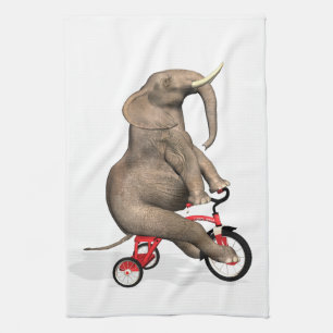 Happy Elephant auf Tricycle Handtuch