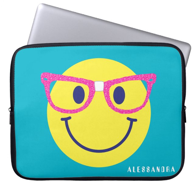 Happy Face Nerd Aquamarin & rosa Personalisiert Laptopschutzhülle (Vorderseite)