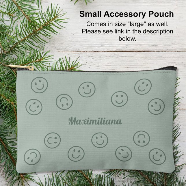 Happy Faces Green auf Green - KLEINEN Accessory Po Zubehörtasche (Small Accessory Pouch - Happy Faces Green on Green by Leapfroglisics Shop)