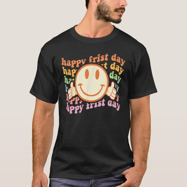 Happy First Day Back To School Teacher Retro Wavy  T-Shirt (Vorderseite)