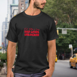 Happy First Vatertag Roter Brief Spaß T-Shirt