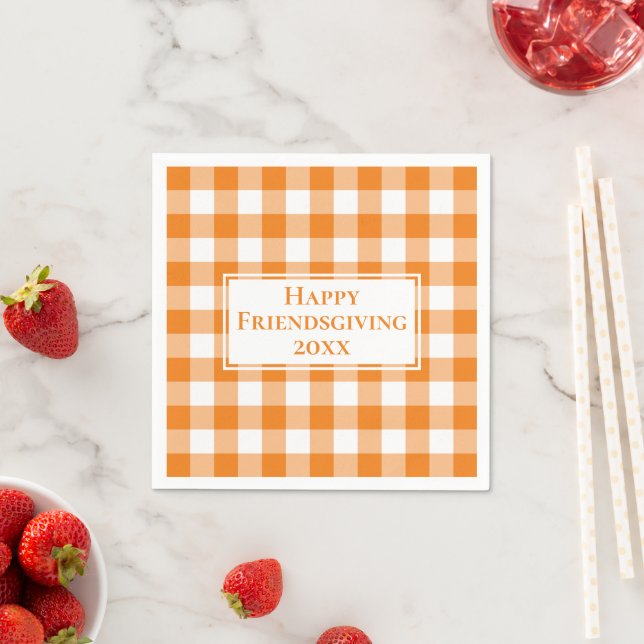 Happy Friendsgiving Name Orange Gingham Karo Serviette (Beispiel)
