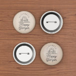 Happy Glamper Nature Brown Monogram Button<br><div class="desc">Button mit einem schönen Vintagen Skript und einer niedlichen Natur inspiriert Camping-Abbildung auf einem hellbraunen Hintergrund.</div>