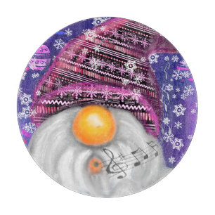 Happy Gnome in Lila Hut Singt ein Weihnachtslied   Schneidebrett