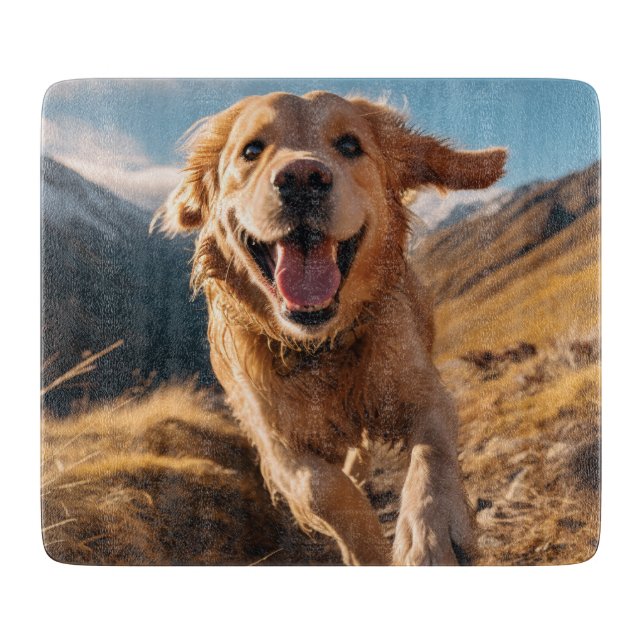 Happy Golden Retriever Running Schneidebrett (Vorderseite)