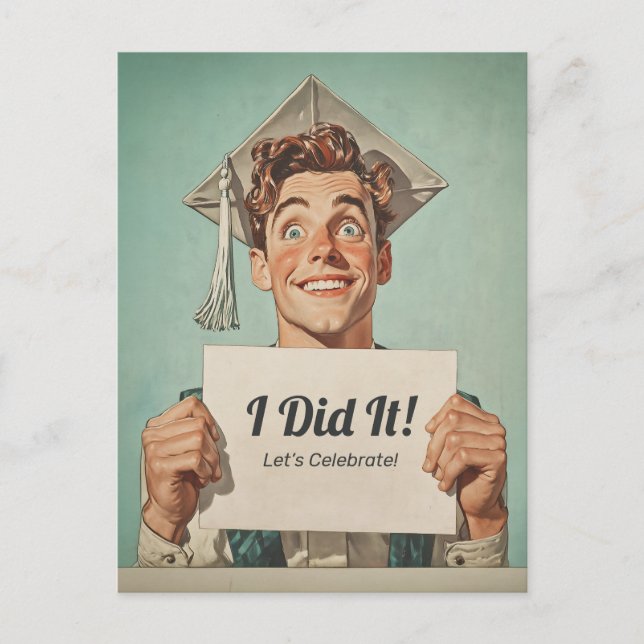 Happy Graduate Holding Einladung Postkarte (Vorderseite)