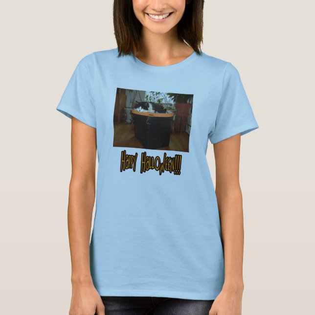 Happy Halloween Black and White Cat T-Shirt (Vorderseite)