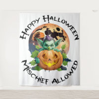 Happy Halloween Goblin versteckt sich hinter Pumpk