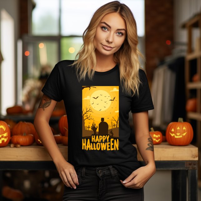 Happy Halloween Night T - Shirt (Von Creator hochgeladen)