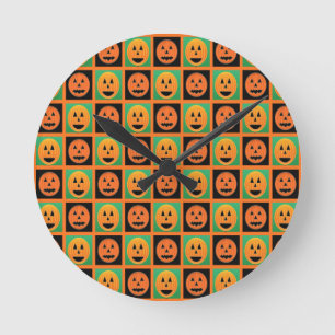 Happy Halloween pumpkin faces Runde Wanduhr
