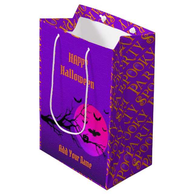 Happy Halloween Spooky Mittlere Geschenktüte (Vorderseite Schrägansicht)