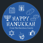 Happy Hanukkah blauer, benutzerdefinierter Text ni Runder Aufkleber<br><div class="desc">Happy Hanukkah,  passen Sie Familiennamensgeschenk Geschenk für Aufkleber. Happy Hanukkah,  Happy Chanukah,  Hanukkah Sameach!,  Chag Sameach!,  Chag Urim Sameach! Blau und Weiß</div>